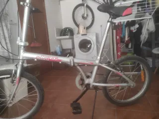 Bicicleta plegable Jett in alluminio