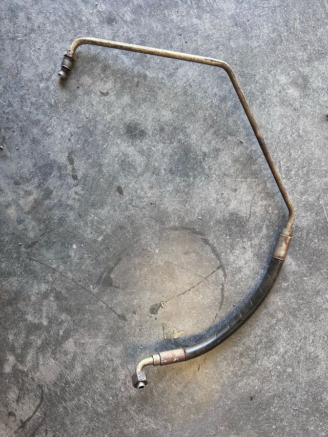 Tubería Dirección Mercedes MB