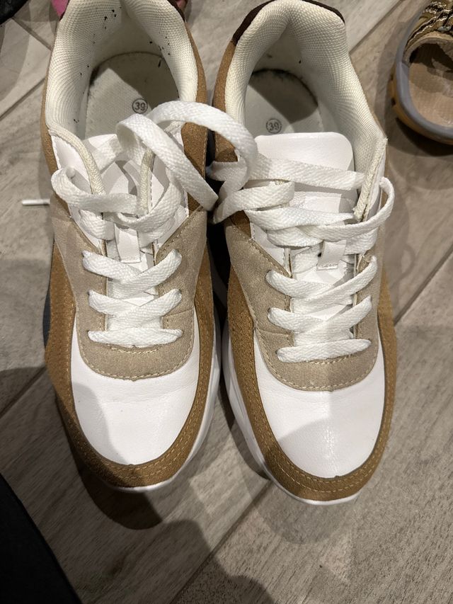 Zapatillas casuales talla 39