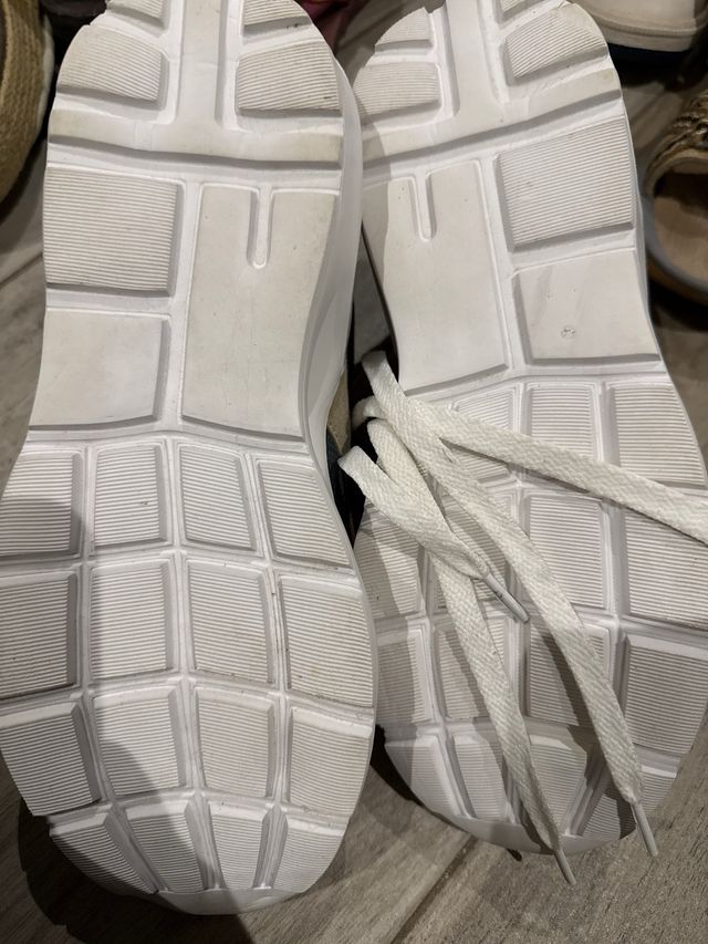 Zapatillas casuales talla 39