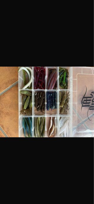 Caña de Pesca completa casting y combo de señuelos