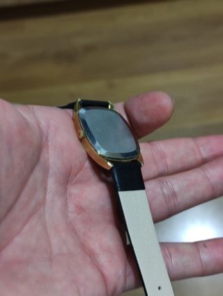 Omega De Ville Reloj Dorado Correa Negra