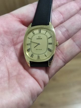 Omega De Ville Reloj Dorado Correa Negra