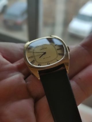 Omega De Ville Reloj Dorado Correa Negra