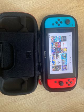 Nintendo Switch + Sonic Mania & Frontiers