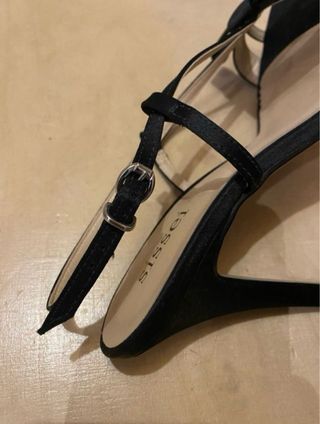 Zapatos de tacón Sissei talla 38