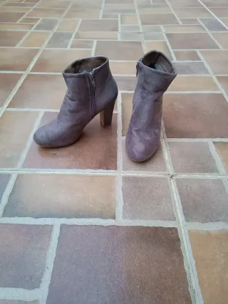 Morón - Talla 37 Botas de vestir