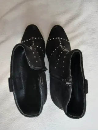 Stivaletti scamosciati neri tacco - Misura 36