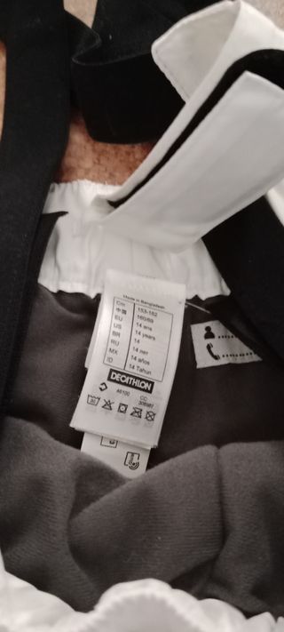 Pantalones de esquí blancos con tirantes nuevos