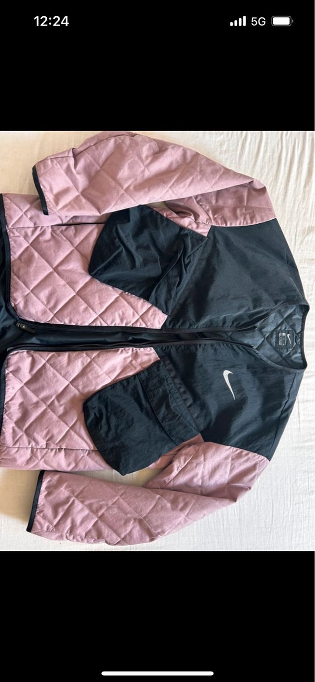 Chaqueta Nike Mujer Negra y Rosa