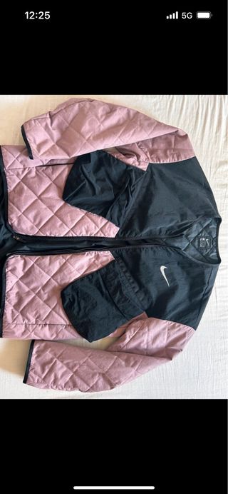 Chaqueta Nike Mujer Negra y Rosa