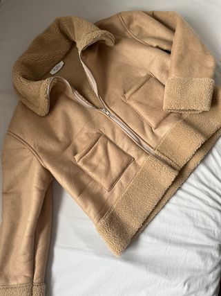 Chaqueta beige con pelo OkStyle Talla L