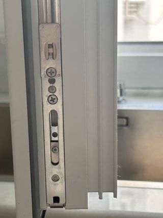 Ventana de una hoja alta gama