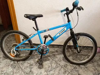 Bicicleta infantil azul