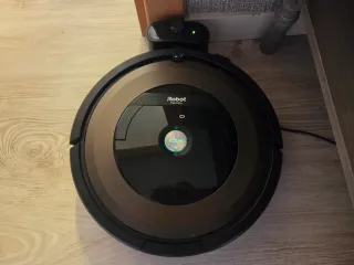 Robot Roomba 896