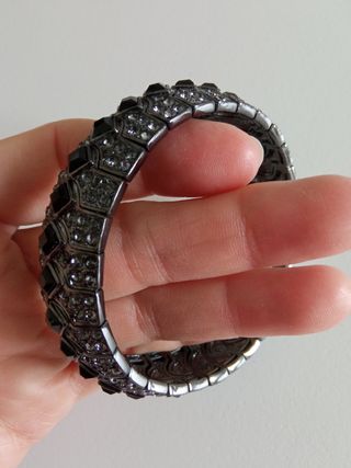 Pulsera rígida