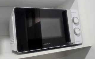 Microondas Cecotec 20L Blanco