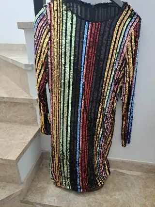 Vestido de lentejuelas multicolor