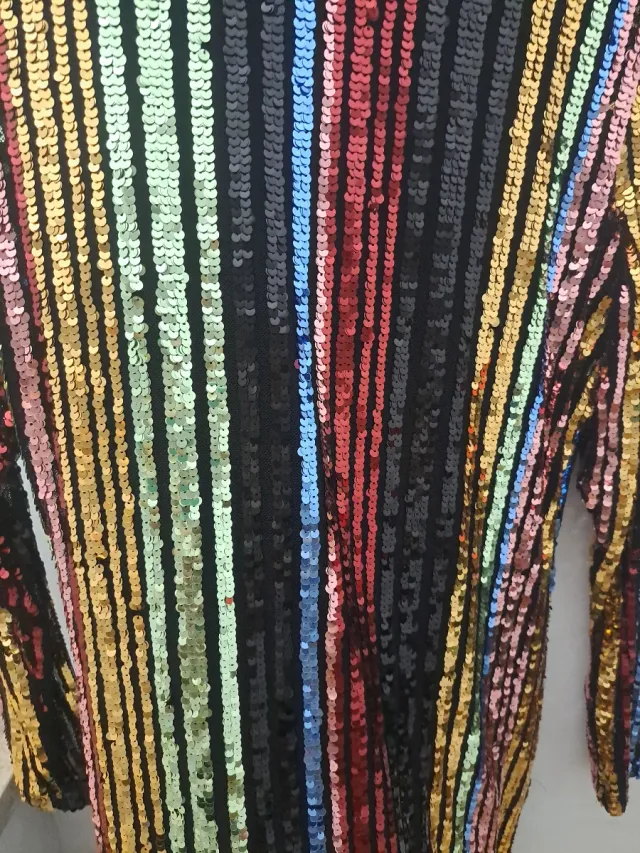Vestido de lentejuelas multicolor