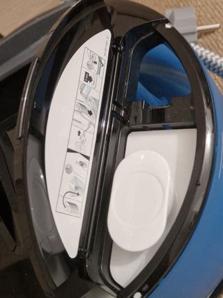 Ferro da Stiro a Vapore Braun IS 2055