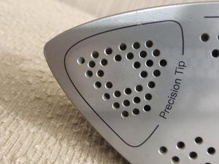 Ferro da Stiro a Vapore Braun IS 2055