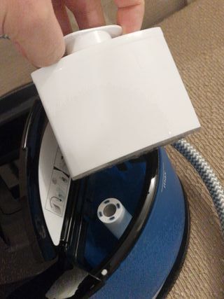 Ferro da Stiro a Vapore Braun IS 2055