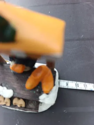 Escena navideña de zuecos