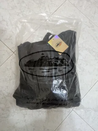 Sudadera Negra con Logo