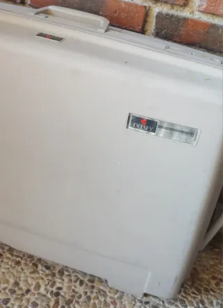 Maleta rígida Delsey beige