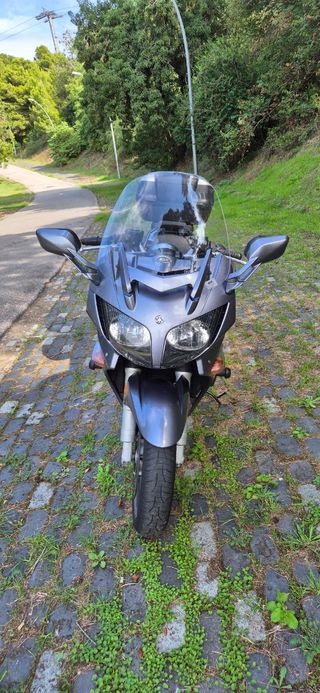 Yamaha FJR, pegatina verde C, 77km