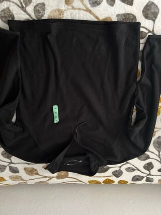 Sudadera negra cuello cremallera talla M