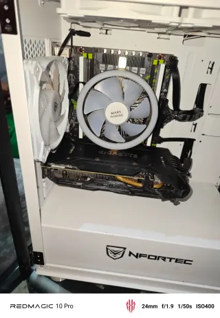 Pc gaming para pieza sirve