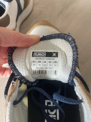 Zapatillas Munich Marrón, Blanco y Azul Marino