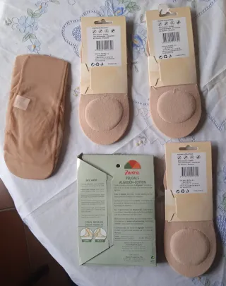 Lote 5 calcetines salvapies T. 35-40