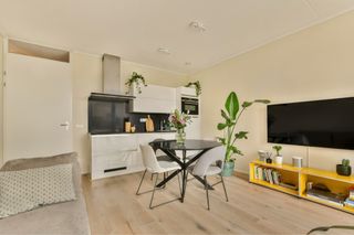 Mesa de comedor de mármol negro Medida 120cm