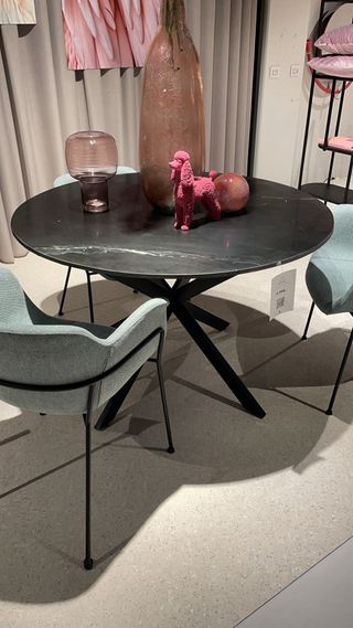 Mesa de comedor de mármol negro Medida 120cm