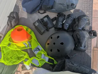 Kit Patinaje Oxelo Rodilleras y Muñequeras talla M