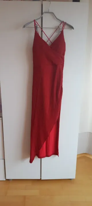 Vestido de fiesta rojo elegante