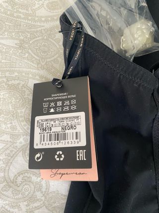 Body Ysalbel Mora Negro con Encaje 90C