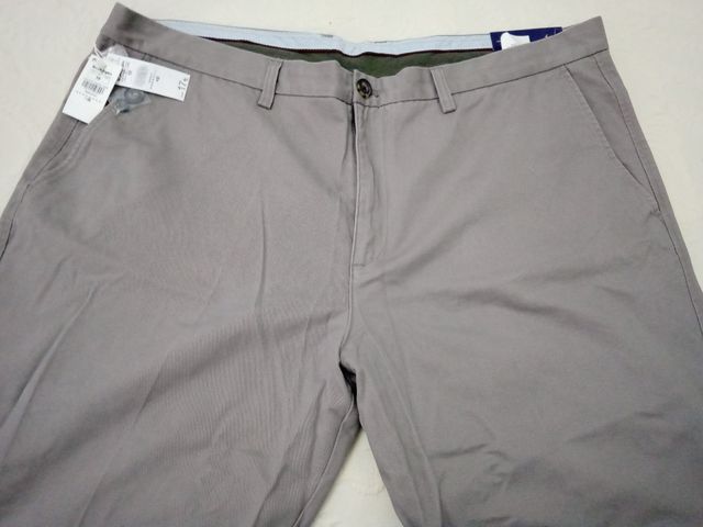 Pantalones largos grises