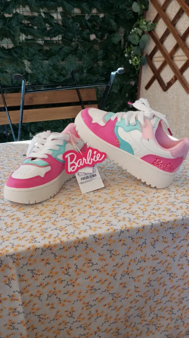 Zapatillas Barbie Pink Teal White talla 33