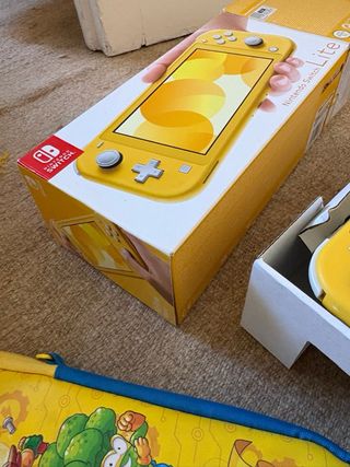Nintendo Switch Lite Giallo