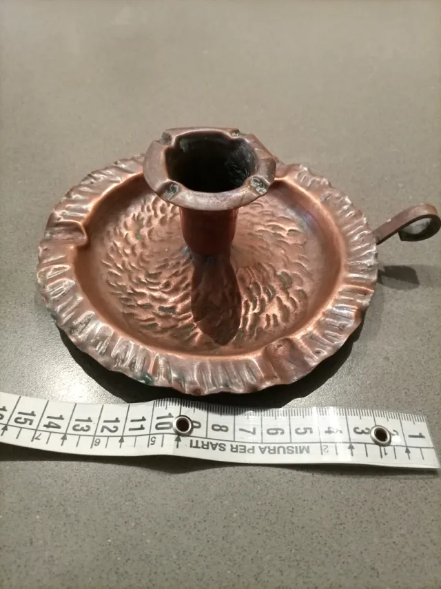 Porta candela rame sbalzato