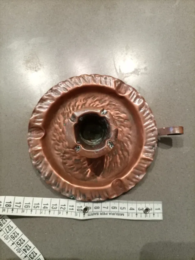 Porta candela rame sbalzato