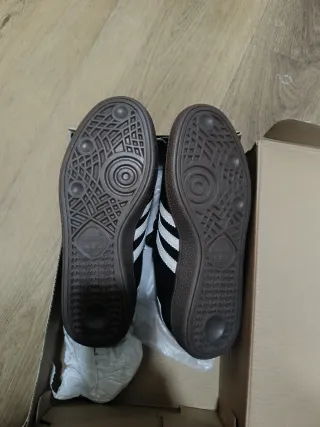 Adidas Spezial Mujer Negro Blanco