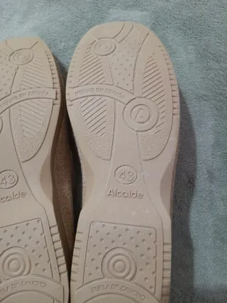 Zapatillas casuales beige hombre