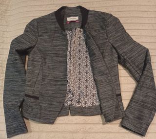 Blazer Naf Naf Talla 34 Gris