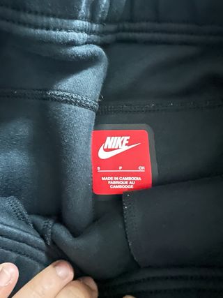 Conjunto Nike Tech Negro Talla S