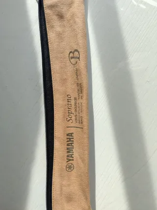 Flauta Yamaha Soprano Negra