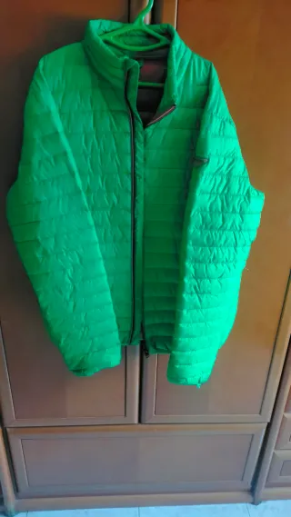 Plumas Privata verde